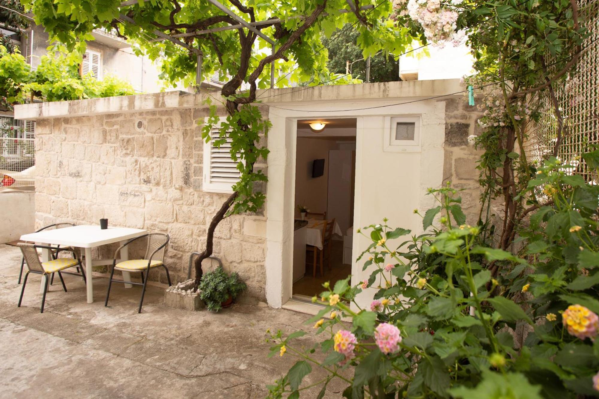 Downtown Spalato Private Rooms Exteriör bild